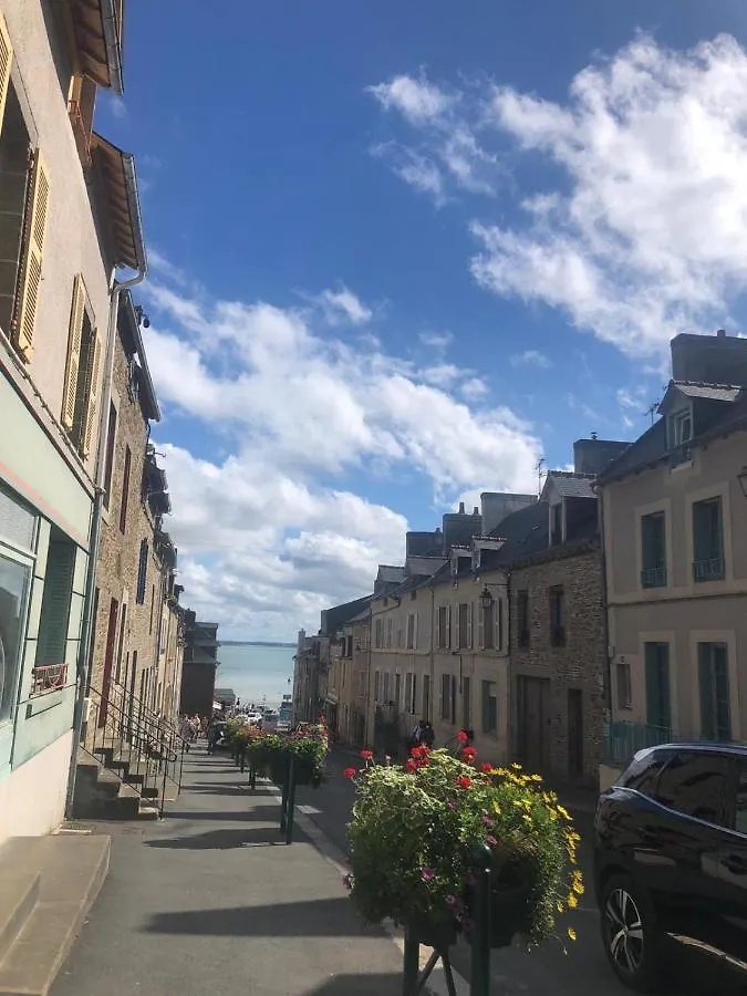 Apartment Appartement Rue Georges V - Port De La Houle Cancale